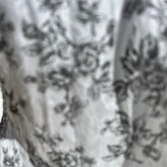 Via Signoria women’s silk tank top, size M, sleeveless white and black - Picture 8 of 9